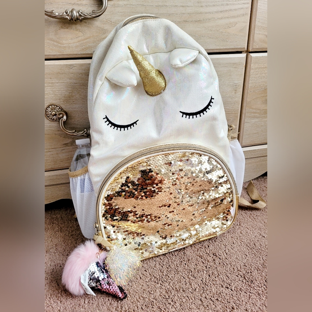 OMG Miss Gwen Unicorn Girls Large Backpack Pearl Glitter Sequins 2 Puff Sharm